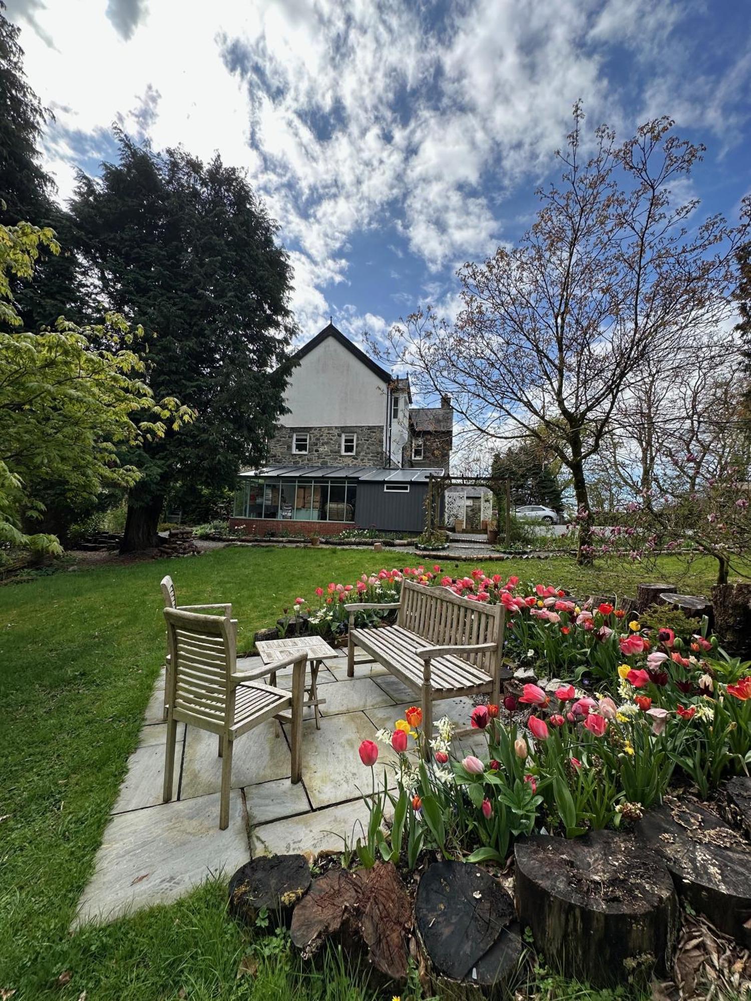 Afon Rhaiadr Country House Долгеллау Экстерьер фото